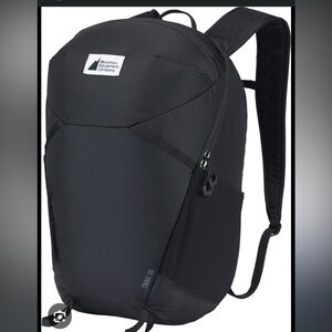 MEC Trail 18 Black Backpack